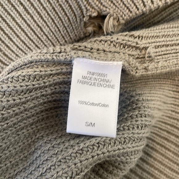 Oversized Green Distressed Sweater (NWT) - Picture 7 of 12